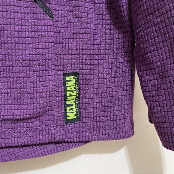 Melanzana Micro Grid Fleece - Picture 5 of 6